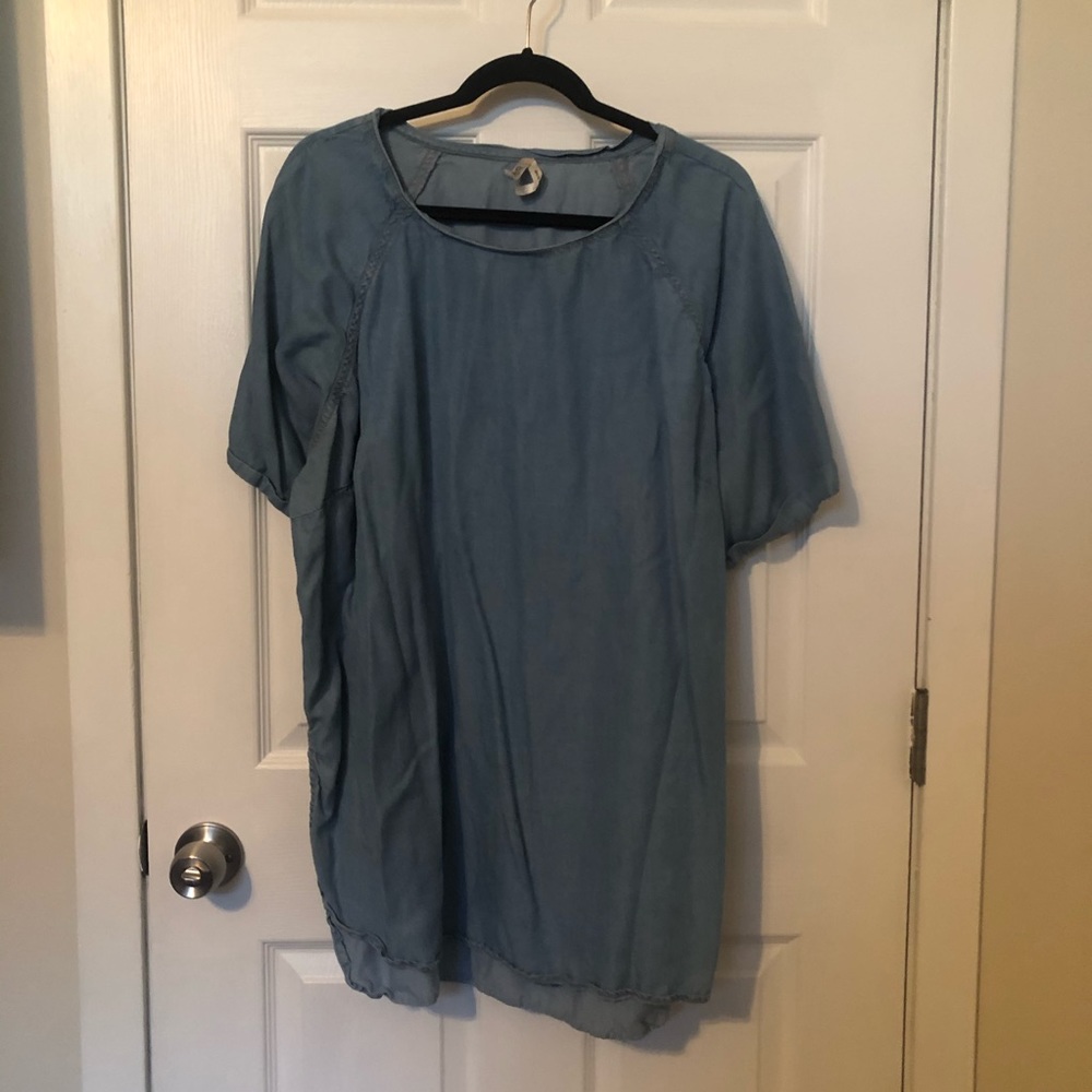 Live 4 Truth Chambray Tunic Shirt with Rounded Hem